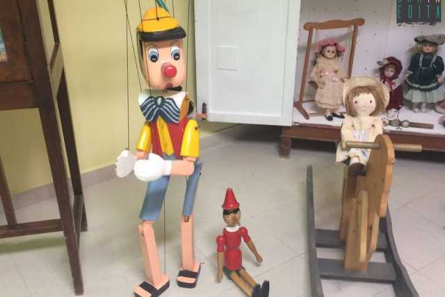 Trenini, soldatini e bambole: a Rutigliano c�� il museo dei "giochi di una volta"